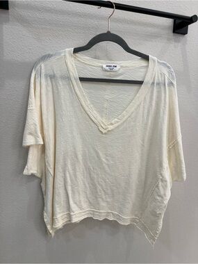 Double Zero, Cream V-Neck Tee